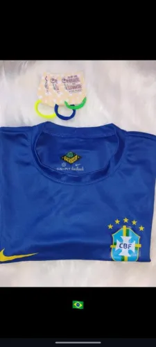 Blusa unisex, Brasil.