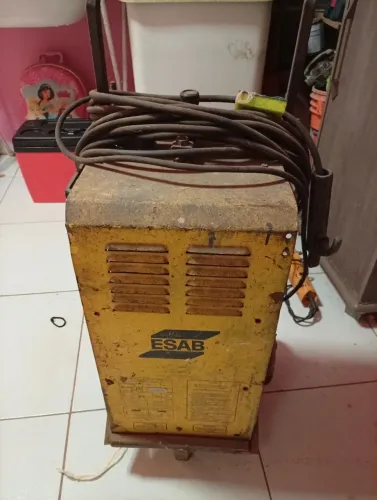 Máquina de Solda ESAB