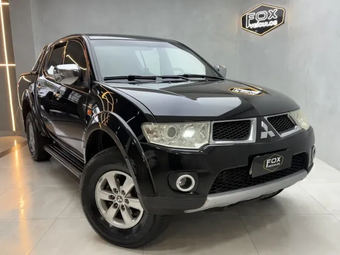 Mitsubishi L200 Triton HPE 3.2 CD TB Int.diesel AUT 2013