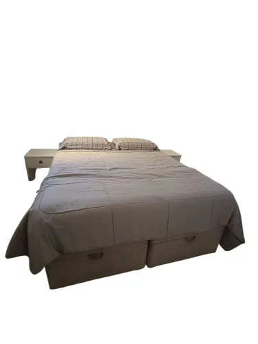 CAMA BOX COM COLCHÃO QUEEN - PRONTA PARA USO
