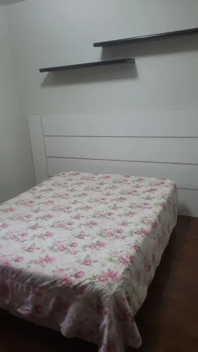 QUARTO PARA MULHERES