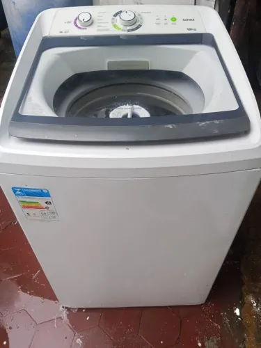 Vendo máquina Consul 12kg