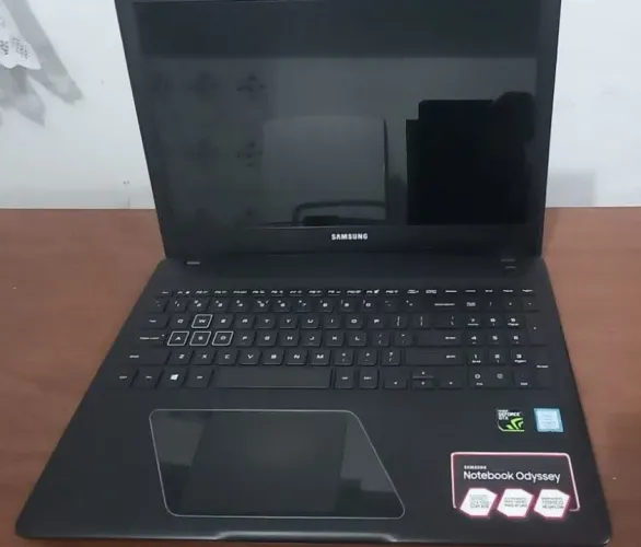 Carcaça Completa Notebook Samsung Odissey Np800g5m