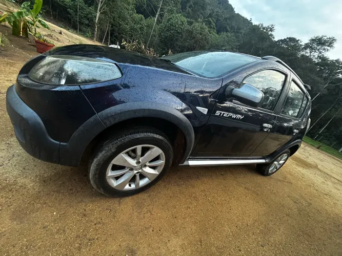 Renault Sandero Stepway Hi-power 1.6 8V 5P 2013