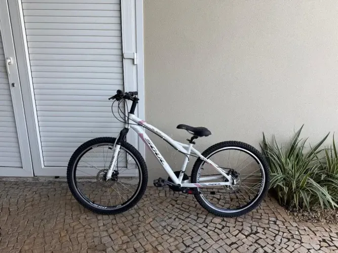 Bicicleta feminina Soul Aro 26 Alumínio Shimano 21v Freio a Disco