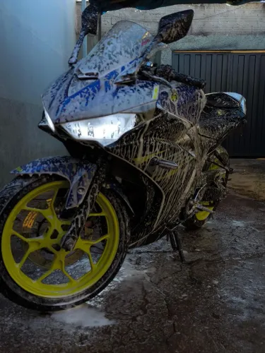 Yamaha R3 2016