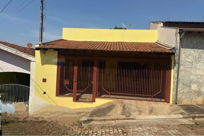 Casa para locação no Bairro Centro (intermediações) Lins/SP - 3 dormitórios sendo 1 suíte,