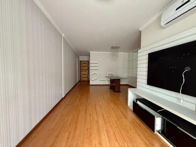Apartamento 3 dormitórios no Marazul