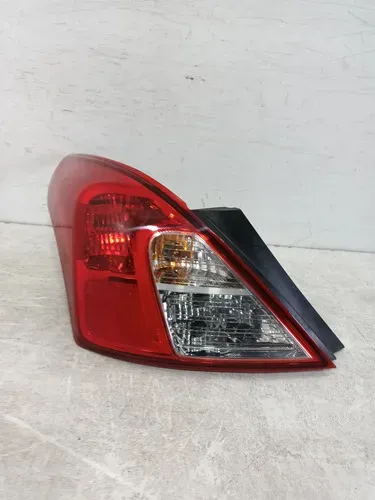 Lanterna Traseira Esquerda Nissan Versa 2012 A 2021 26723 Esquerdo/motorista Branco