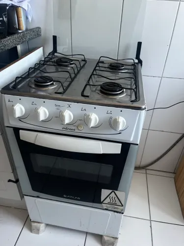 Vendo um fogão 