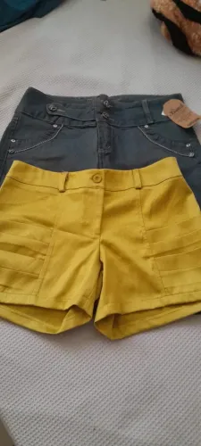 130 peças de roupa