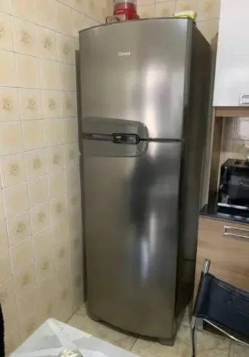 Geladeira inox Frost Free