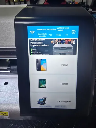 Máquina para cortes de Películas e tablets.