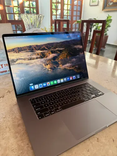 MacBook Pro 16? Space Grey 2019 - 1TB - 16 RAM - Intel Core i9
