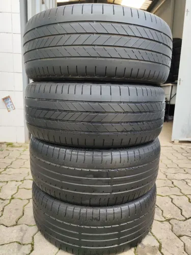 Jogo de pneus 225/50 R18" Bridgestone- Aceito Cartão