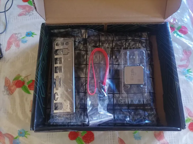 Kit placa mãe Ryzen 5 2600