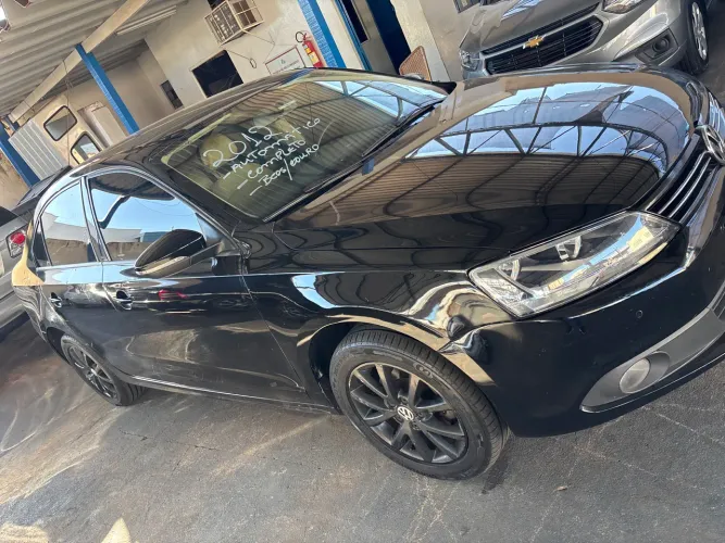 Volkswagen Jetta Comfortline 2.0 T.flex 8V 4P Tipt. 2012