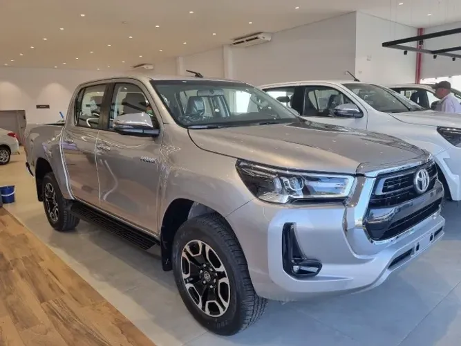 Toyota Hilux CD SRV 4X4 2.8 TDI Diesel Aut. 2026