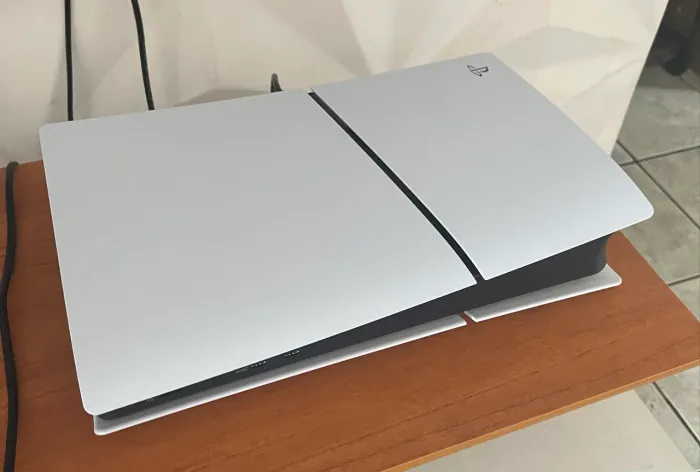 Ps5 usado pouquíssimas vezes