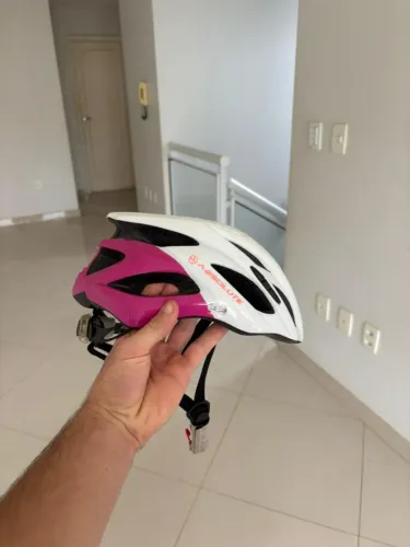 Capacete Ciclismo Absolute Feminino c/ LED Traseiro sem Funcionar Usado