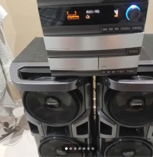 Som Potente yamaha e caixas sony