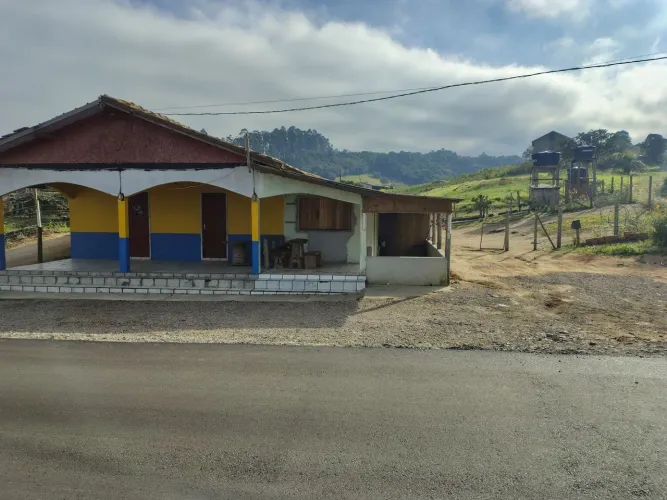 ? Casa + Ponto Comercial em Terreno de 864m² em Imaruí - Aceito Propostas
