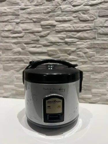 Panela de arroz elétrica
