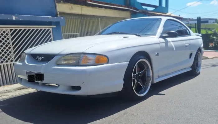 Ford Mustang GT V8 1995
