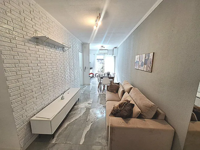 Casa térrea em condomínio fechado com 2 quartos no Bairro São José - Canoas REF: G5303