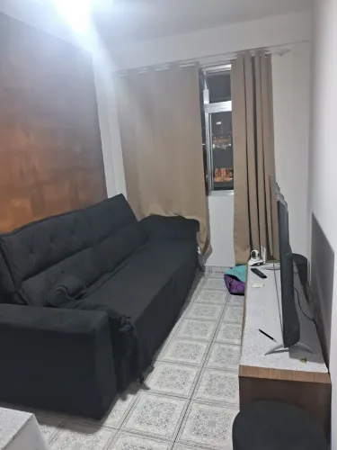 Apartamento à venda em São Paulo-SP na Liberdade: 2 quartos, 1 banheiro, 76m² de área.