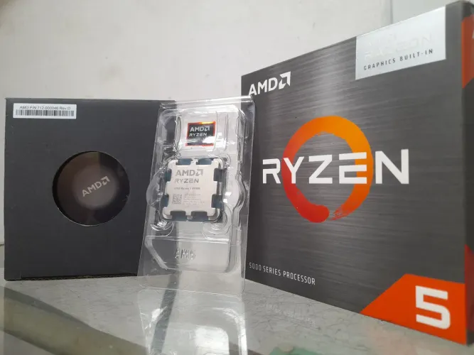 Processador RYZEN 5 8500G AM5 RADEON 740M + COOLER BOX ORIGINAL AMD