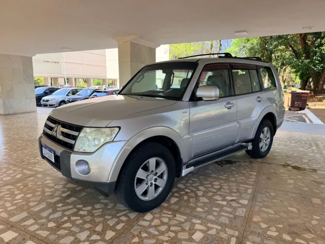 Mitsubishi Pajero Full GLS/gls/pkhpe 3.2 Dies.ti 5P 2008