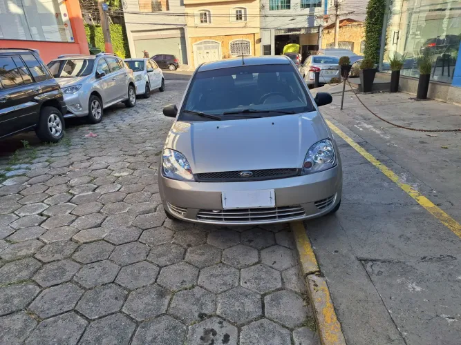 Ford Fiesta Sed. Personnalite 1.0 8V 4P 2006