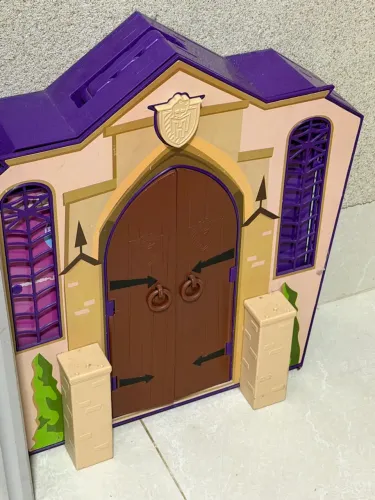 Escola monster high