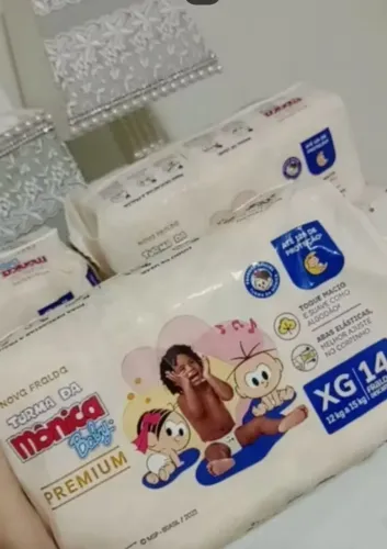 Fralda turma da Mônica baby Premium XG com 42  fraldas