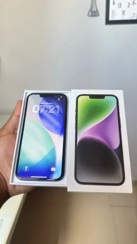 iPhone 14 (Bateria 100%)