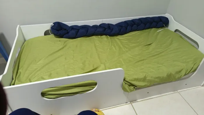 Mini cama Montessoriana