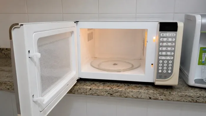 Microondas Eletrolux branco 31 L