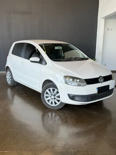 Volkswagen Fox 1.0 MI Total Flex 8V 5P 2013