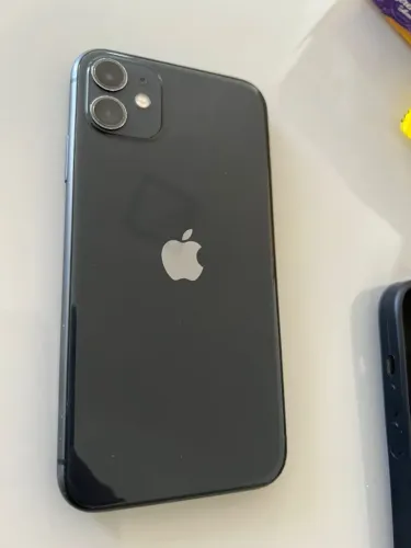 iPhone 11, 64GB, preto