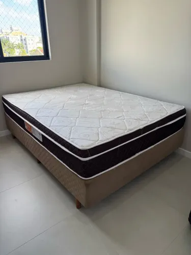 Cama box casal