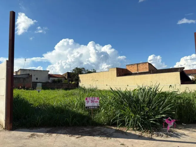 Terreno para alugar, 720 m² por R$ 1.800,00/mês - Vila Joest - Leme/SP