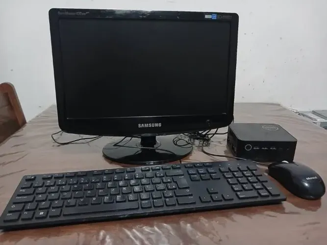 MINI PC COMPLETO ULTRATOP LIVA