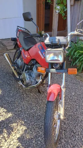Titan 125