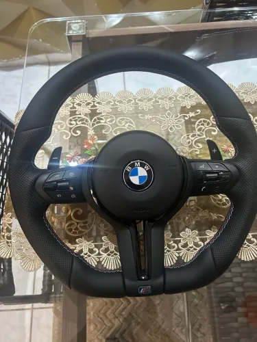 Volante BMW 320