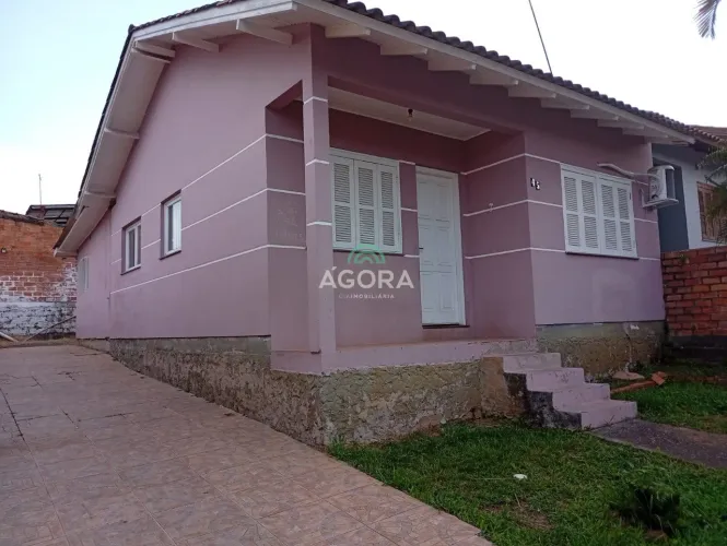 Casa semi mobiliada de 2 dormitórios, Olaria