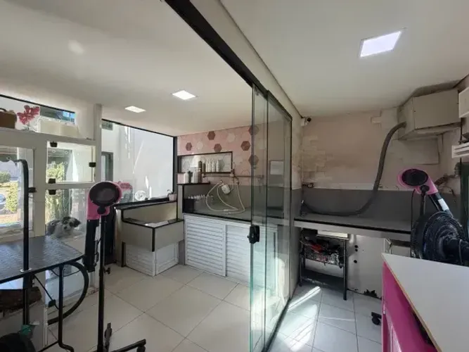 PONTO COMERCIAL  PET SHOP com 68 m no bairro do Medeiros - Jundiaí - SP