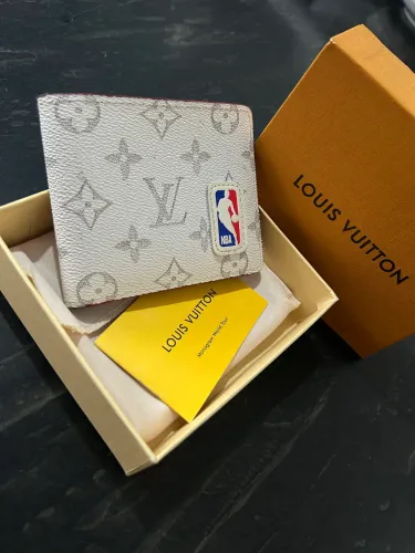 Carteira LV x NBA Monogram White - Importada Premium
