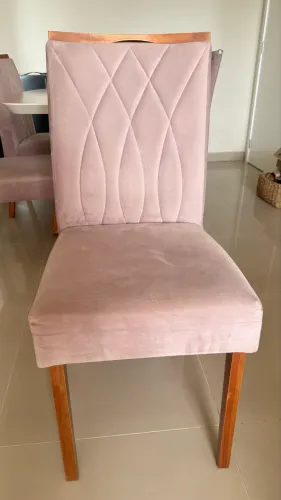 Conjunto com 4 Cadeiras Estofadas - Veludo Rosé | Excelente Estado | R$ 500