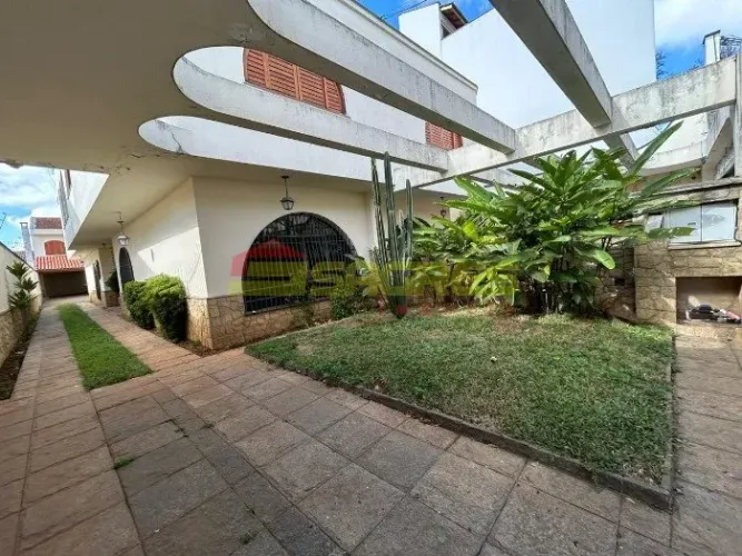 Sobrado com 04 dormitórios - Vila Maria Alta por: R$6.000,00
